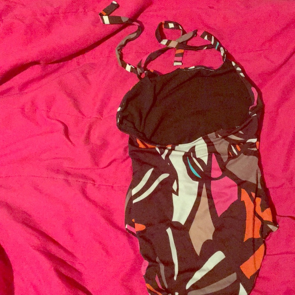Bathing suit